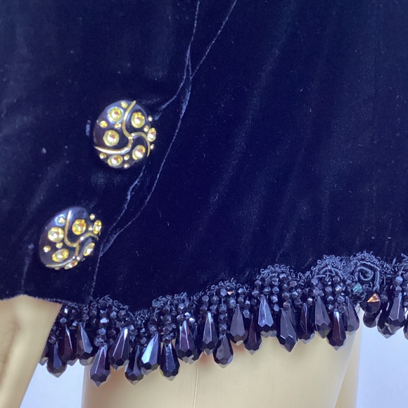 VINTAGE Sahsa Saks 5th Ave  Black Velvet  Beaded  Formal Evening Jacket 12 - Picture 4 of 9
